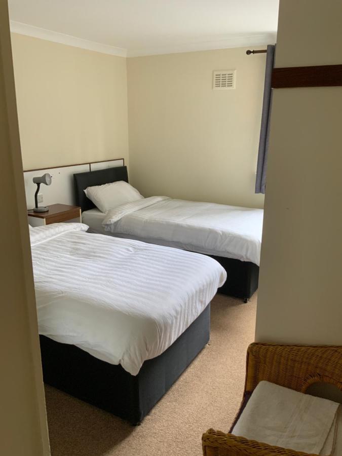 קינרוס Salutation Hotel מראה חיצוני תמונה